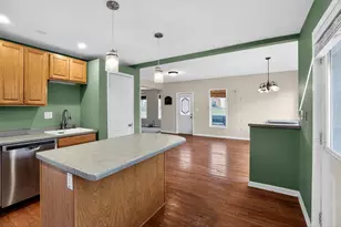 413 East St, Baraboo, WI 53913 - Photo 9