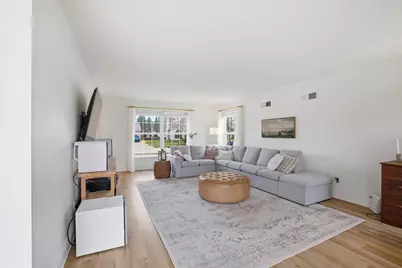 116 N Weiss Way, Saukville, WI 53080 - Photo 5