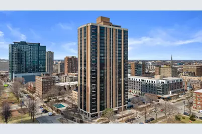 929 N Astor St #305, Milwaukee, WI 53202 - Photo 27