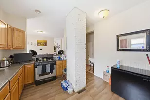 2338 N Dr William Finlayson St, Milwaukee, WI 53212 - Photo 11