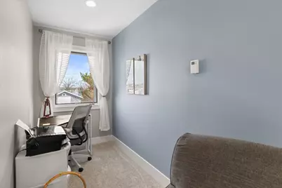 N29W26601  Peterson Dr, Delafield, WI 53072 - Photo 33