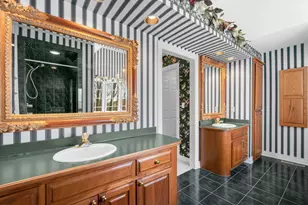 7570 S Cambridge Dr, Franklin, WI 53132 - Photo 31