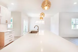 433 Niagara Ave, Sheboygan, WI 53081 - Photo 11