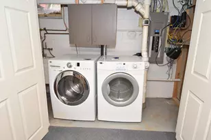 2821 Chancery Ln, Waukesha, WI 53188 - Photo 35