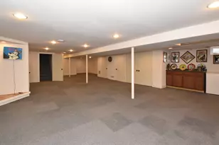 2821 Chancery Ln, Waukesha, WI 53188 - Photo 29