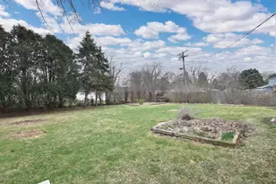 2821 Chancery Ln, Waukesha, WI 53188 - Photo 47