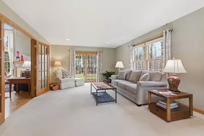 12685 W Barbary Ct, New Berlin, WI 53151 - Photo 11