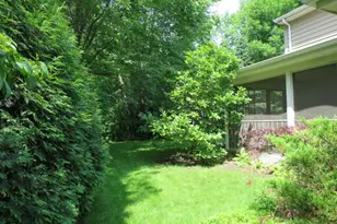 12685 W Barbary Ct, New Berlin, WI 53151 - Photo 43