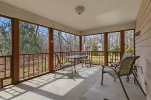 12685 W Barbary Ct, New Berlin, WI 53151 - Photo 21