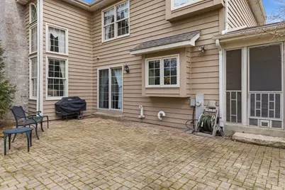 12685 W Barbary Ct, New Berlin, WI 53151 - Photo 37