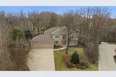 12685 W Barbary Ct, New Berlin, WI 53151 - Photo 57