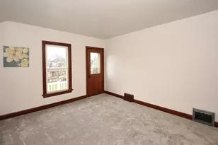 936 S 74th St, West Allis, WI 53214 - Photo 25