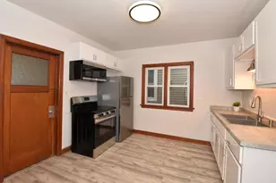 936 S 74th St, West Allis, WI 53214 - Photo 11