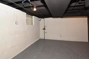 936 S 74th St, West Allis, WI 53214 - Photo 39