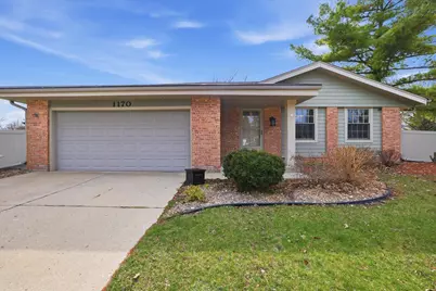 1170  Saratoga Pkwy, Oconomowoc, WI 53066 - Photo 1