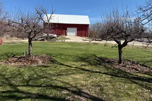 W220N8554 Town Line Rd, Menomonee Falls, WI 53051 - Photo 41