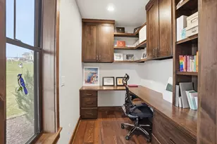 1636 Upland Ct, Hartland, WI 53029 - Photo 19