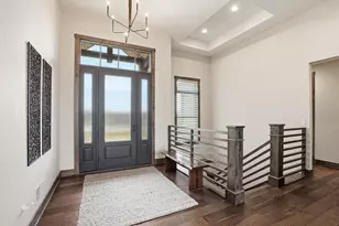 1636 Upland Ct, Hartland, WI 53029 - Photo 5