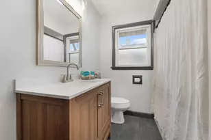 821 Saxony Dr, Racine, WI 53402 - Photo 13