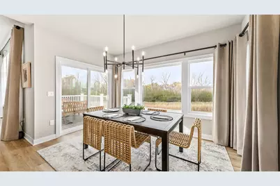 911  Kohlwey Dr, Grafton, WI 53024 - Photo 7