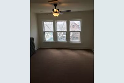 2704 N Hackett Ave, Milwaukee, WI 53211 - Photo 25