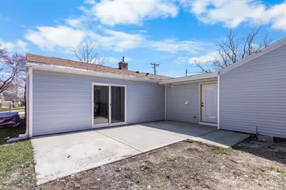 1502  Grant St, Beloit, WI 53511 - Photo 23