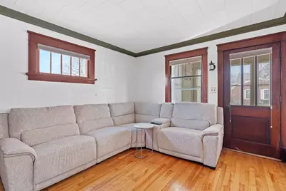 1009  Wisconsin St, Watertown, WI 53094 - Photo 9