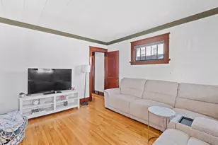 1009 Wisconsin St, Watertown, WI 53094 - Photo 7