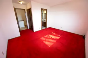 7222 S Delaine Dr, Oak Creek, WI 53154 - Photo 11