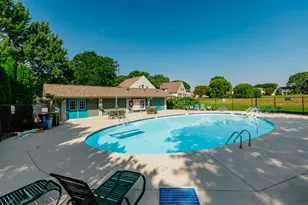 7222 S Delaine Dr, Oak Creek, WI 53154 - Photo 23