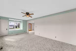 N6236 W Lake Shore Dr, Spring Prairie, WI 53105 - Photo 31