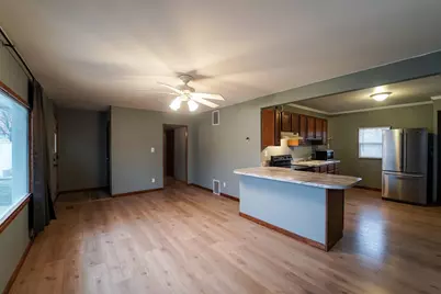 2811 N 11th St, Sheboygan, WI 53083 - Photo 3