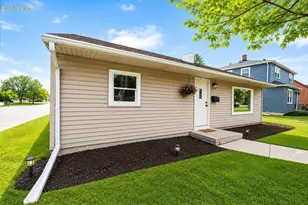 2811 N 11th St, Sheboygan, WI 53083 - Photo 1