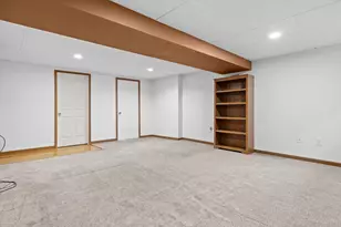 8107 S Legend Dr, Franklin, WI 53132 - Photo 29