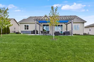 2008 Norfolk Ct, Racine, WI 53182 - Photo 41