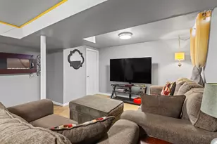 8741 W Dallas St, Milwaukee, WI 53224 - Photo 31