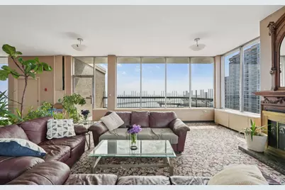 1707 N Prospect Ave #6E, Milwaukee, WI 53202 - Photo 19