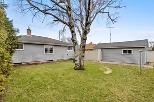 1318 S 24th St, Manitowoc, WI 54220 - Photo 19