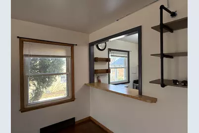 1342 E Randolph Ct #B, Milwaukee, WI 53212 - Photo 9