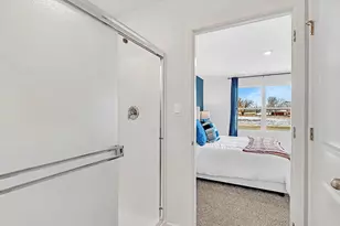 5760 Hunter Dr, Racine, WI 53406 - Photo 15