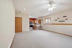 492 Park Pl, Kewaskum, WI 53040 - Photo 7