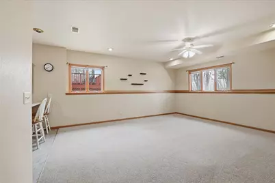 492  Park Pl #21, Kewaskum, WI 53040 - Photo 15