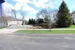 1508 Tamarack St, Delavan, WI 53115 - Photo 3