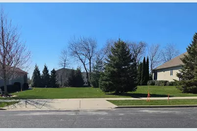 1508  Tamarack St, Delavan, WI 53115 - Photo 7