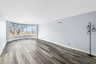 2525 S Shore Dr, Milwaukee, WI 53207 - Photo 1