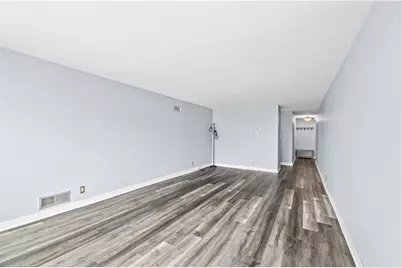 2525 S Shore Dr #2D, Milwaukee, WI 53207 - Photo 7