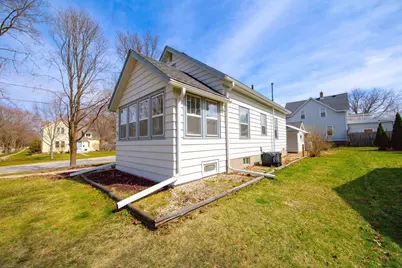 98  Jackson St, Fort Atkinson, WI 53538 - Photo 43