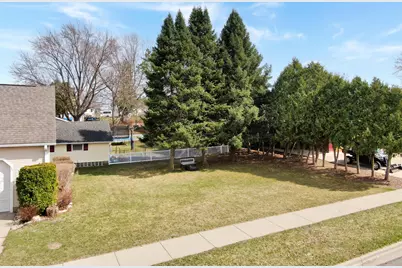 522 W Foster St, Tomah, WI 54660 - Photo 39