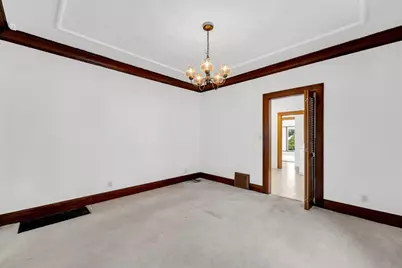 2607  Lasalle St, Racine, WI 53402 - Photo 11