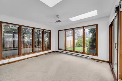 2607  Lasalle St, Racine, WI 53402 - Photo 25